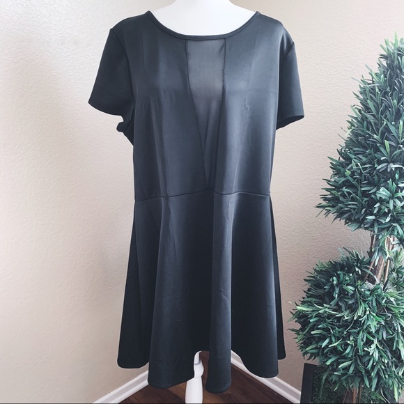📌NWT Black Dress With Peek A Boo Mesh 3XL - Picture 2 of 5